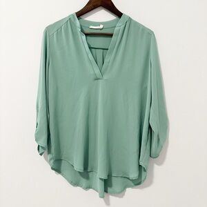 Lush V-neck Womens Blouse Womens Size Large Split Neck Lightweight High-Low Hem